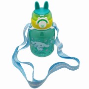 قمقمه کودک مدل نی دار بند دار طرح سینامورول گنجایش 0.5 لیتر