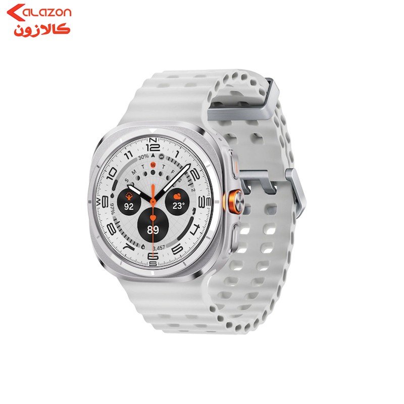 ساعت هوشمند سامسونگ مدل Galaxy Watch Ultra دارای قابلیت های کنترل موسیقی (Music Player)، قابلیت مکالمه از طریق بلوتوث، قابلیت تغییر طرح ساعت یا تم، صفحه همیشه روشن (Always-on Display)، پشتیبانی از دستیار صوتی بند سیلیکون