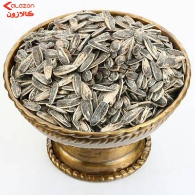تخمه کانادایی ساده نیم کیلو
