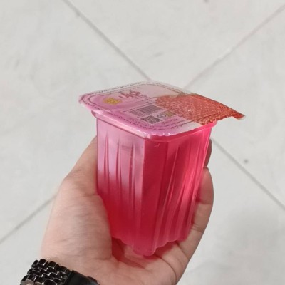 ژله اماده تازه نوبل با طعم توت فرنگی