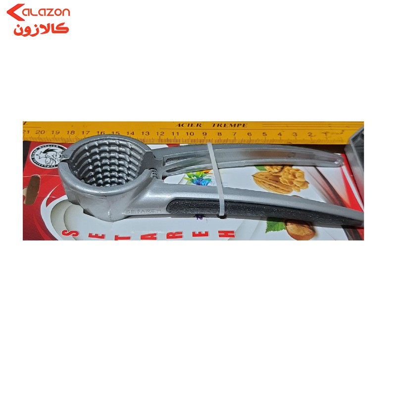 گردو شکن مدل CH02